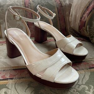 Veronica Beard Drina Ankle Strap Platform Sandal Women. Size 8.5 Women 
S1-06